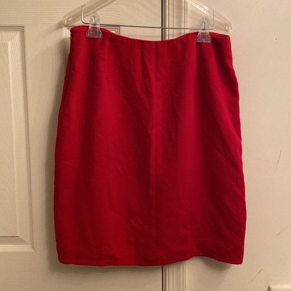 Neiman Marcus exclusive red suit set - Picture 8 of 10